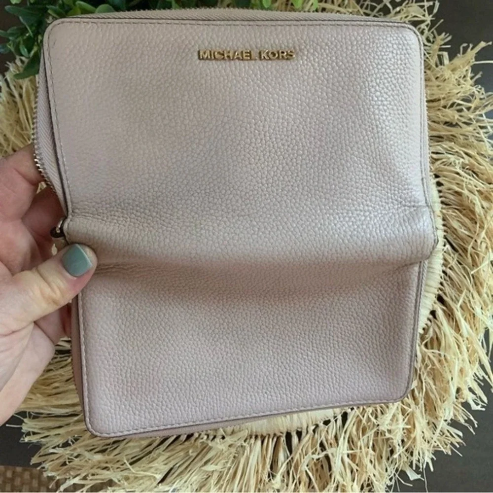 MICHAEL KORS Jet Set Travel Large Flat Multifunctional Phone Case Leather Wallet